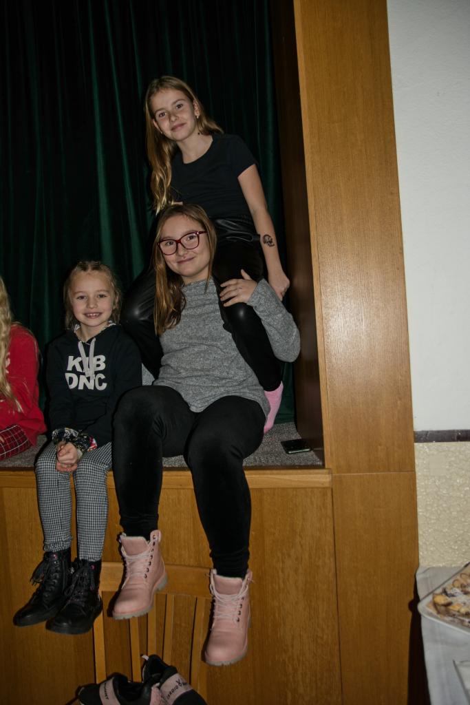 děti na podiu 3